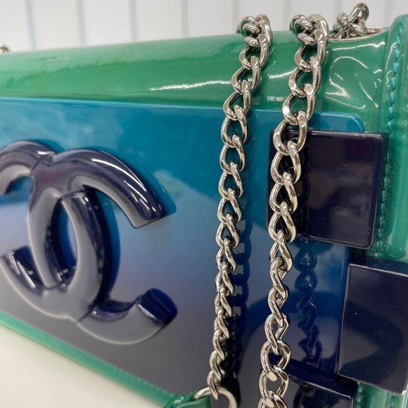 Authentic CHANEL CC Plexiglass Patent Boy Brick Flap Bag Turquoise Navy Blue - Picture 5 of 16
